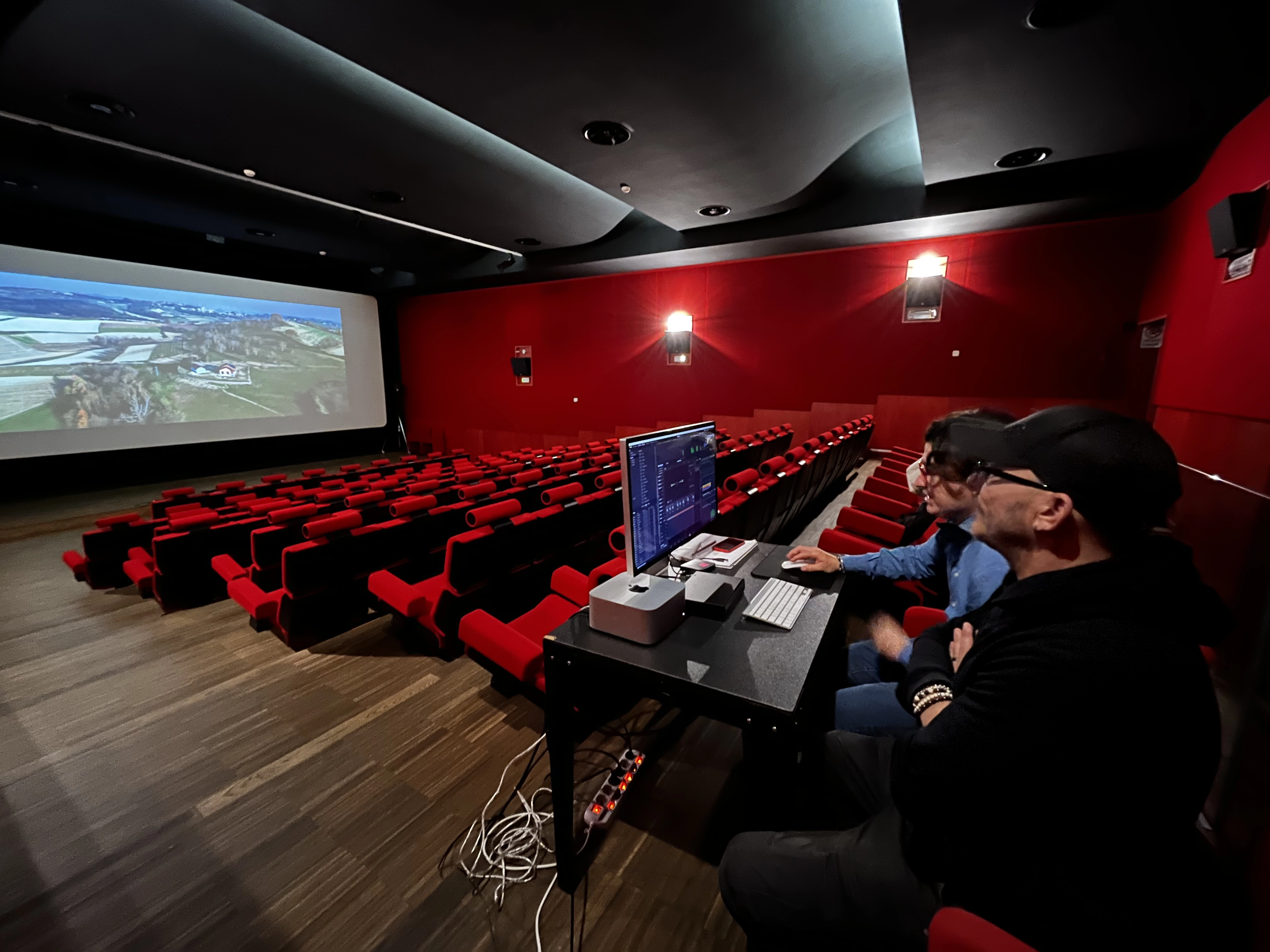 Master video, DCP, export e delivery 35MM Produzioni per pubblicazione web, archiviazione, sala cinema e distribuzione digitale